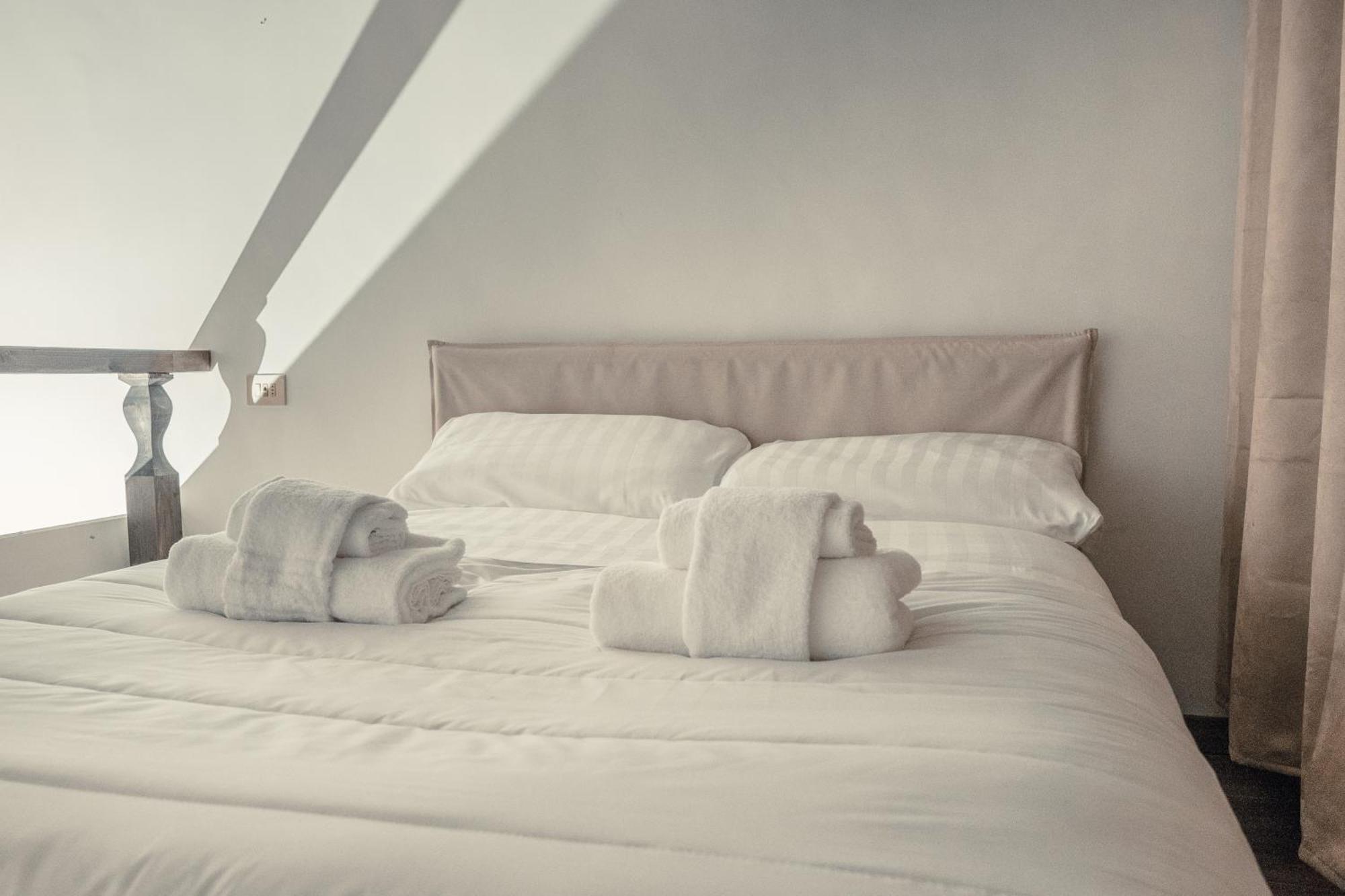 Lejlighed Fiori Loft, A Historic In The Heart Of *